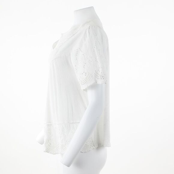 Single Thread Eyelet Short Sleeve Top - Picture 4 of 5